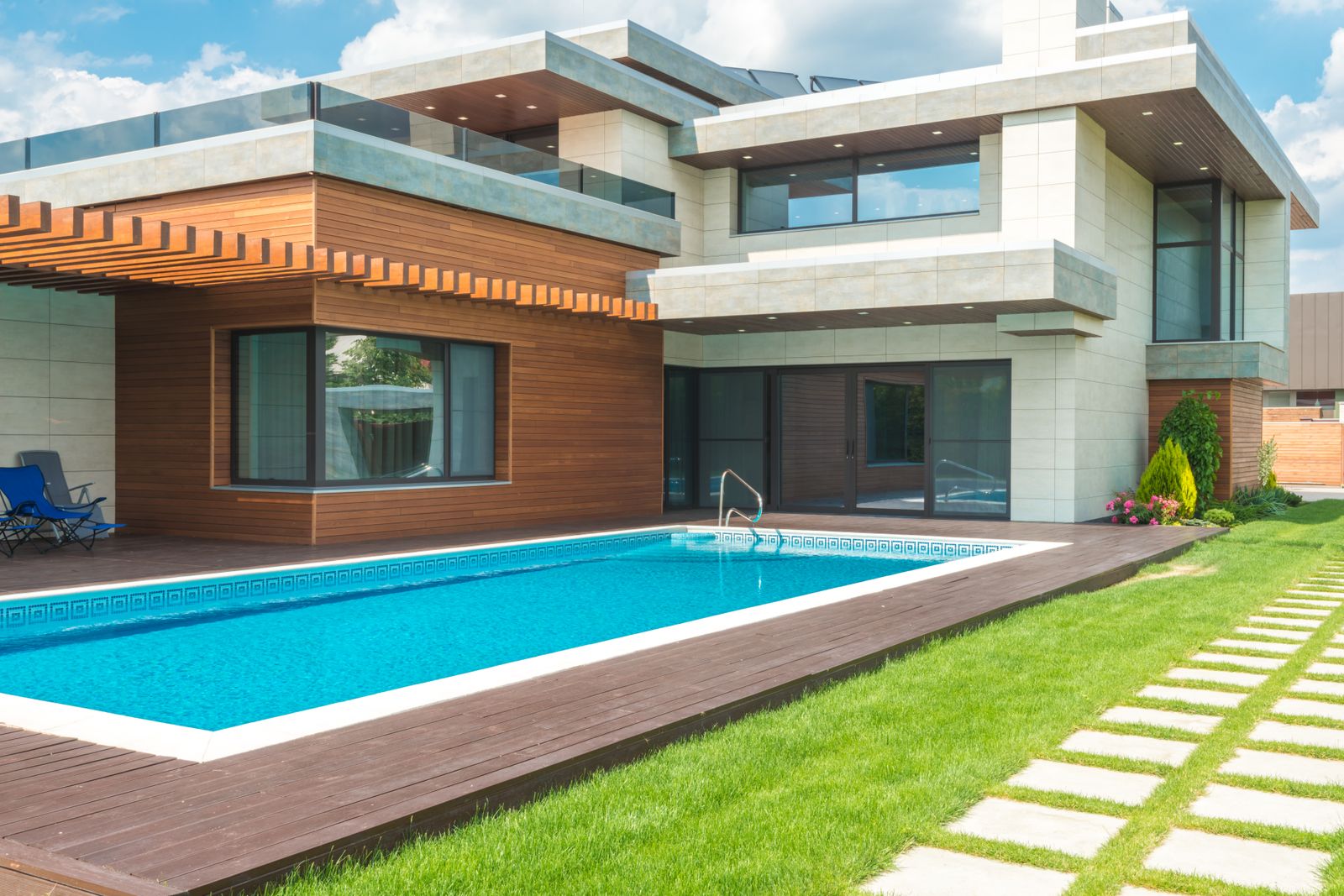 Deck & Hardscape Installation — North Shore Pool
